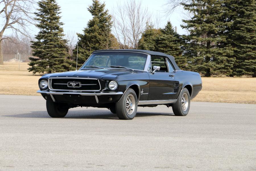  Ford Mustang Convertible 1967 года  (фото 6 из 44)